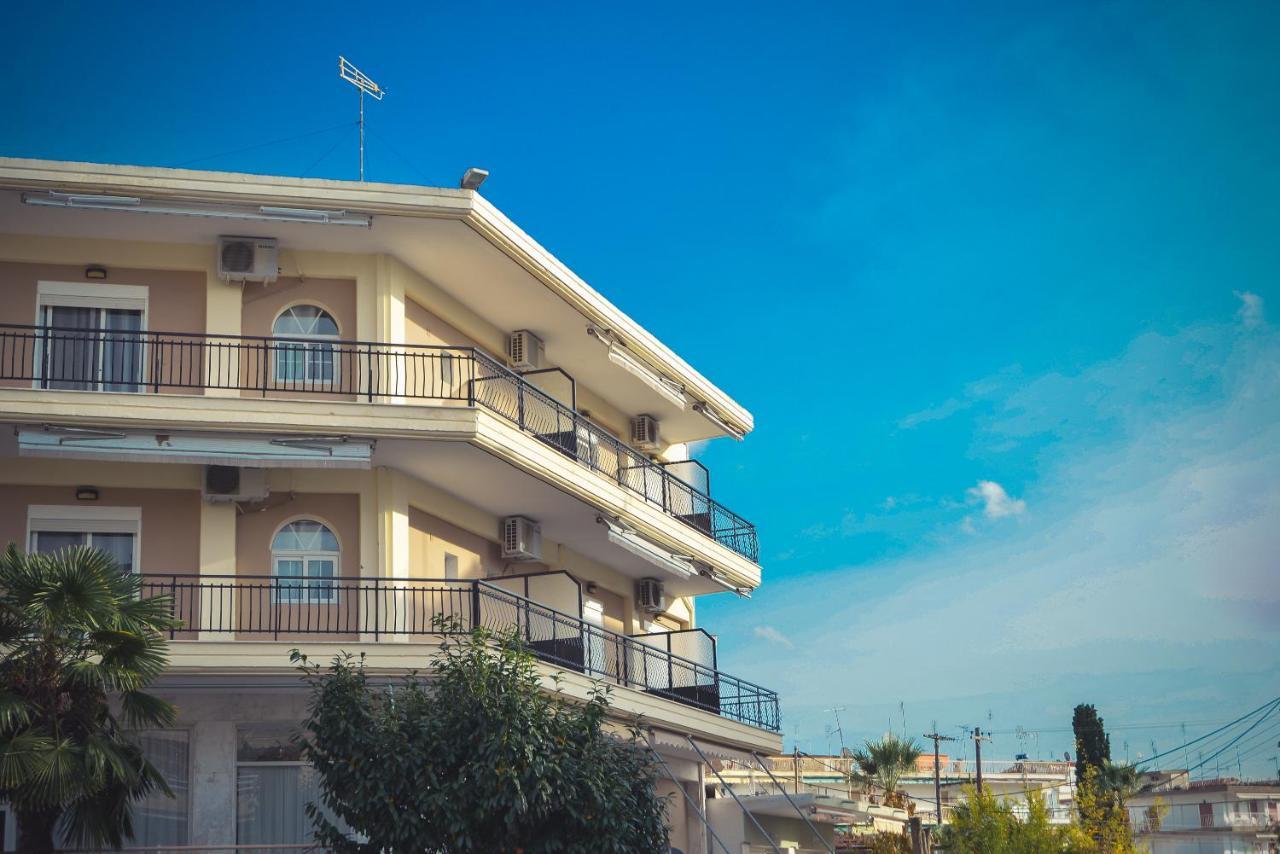 Hotel Mikes Nea Kallikrateia Exteriér fotografie